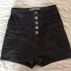 Black high waisted shorts :)